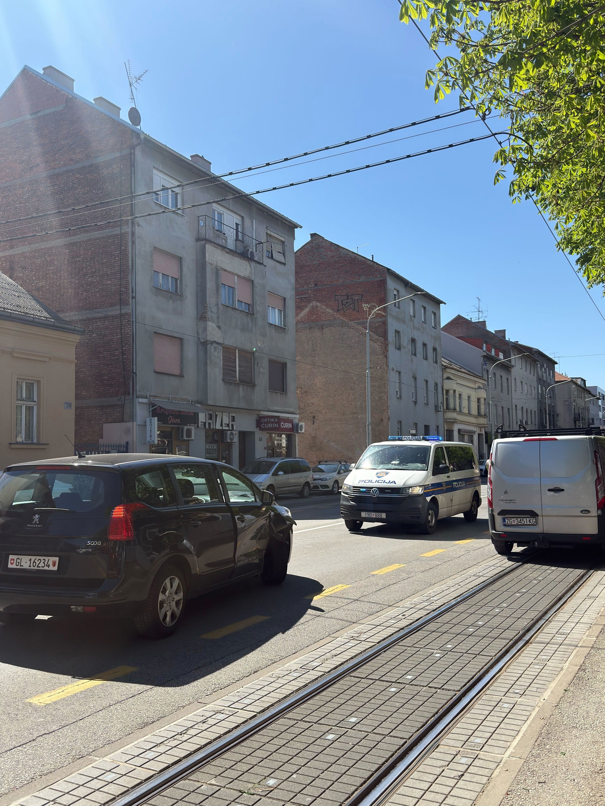 VIDEO Krenuo tramvajski promet na Maksimirskoj nakon prometne nesreće