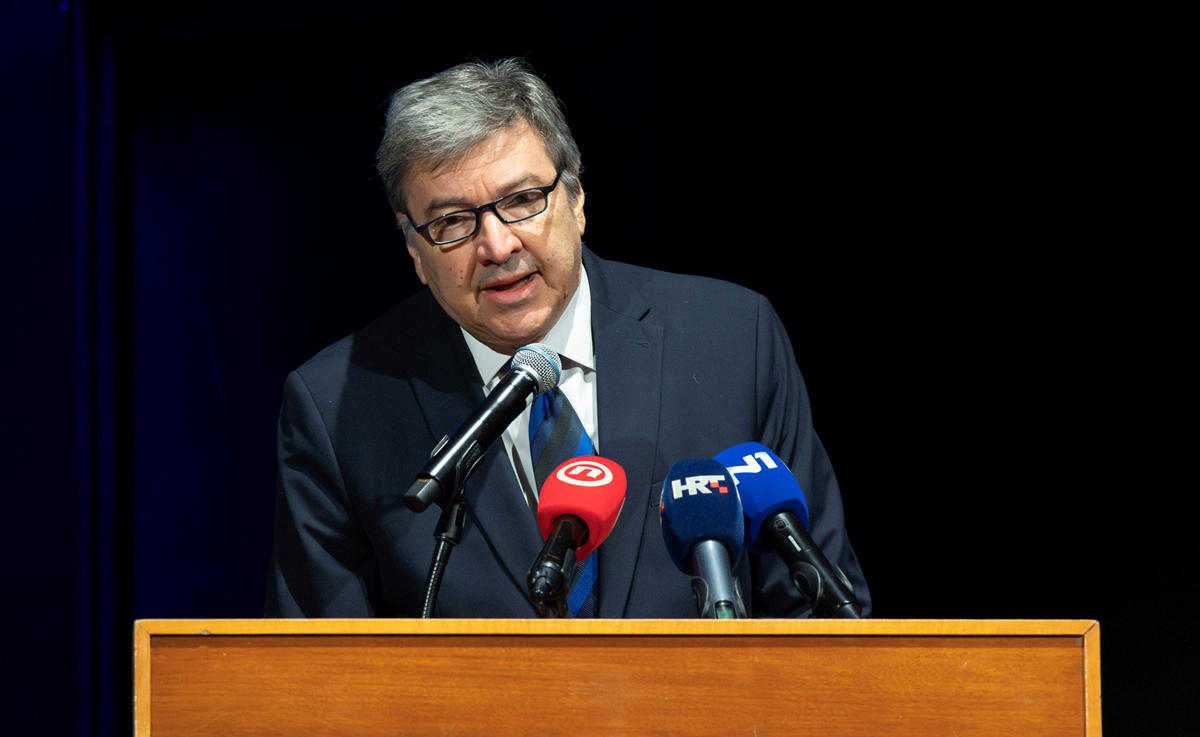 Održana komemoracija za Vlatka Cvrtilu. Bivši ministar: Fala kaj si bil znami