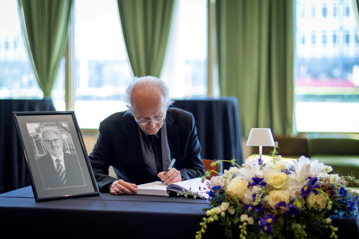 Održana komemoracija za Vlatka Cvrtilu. Bivši ministar: Fala kaj si bil znami