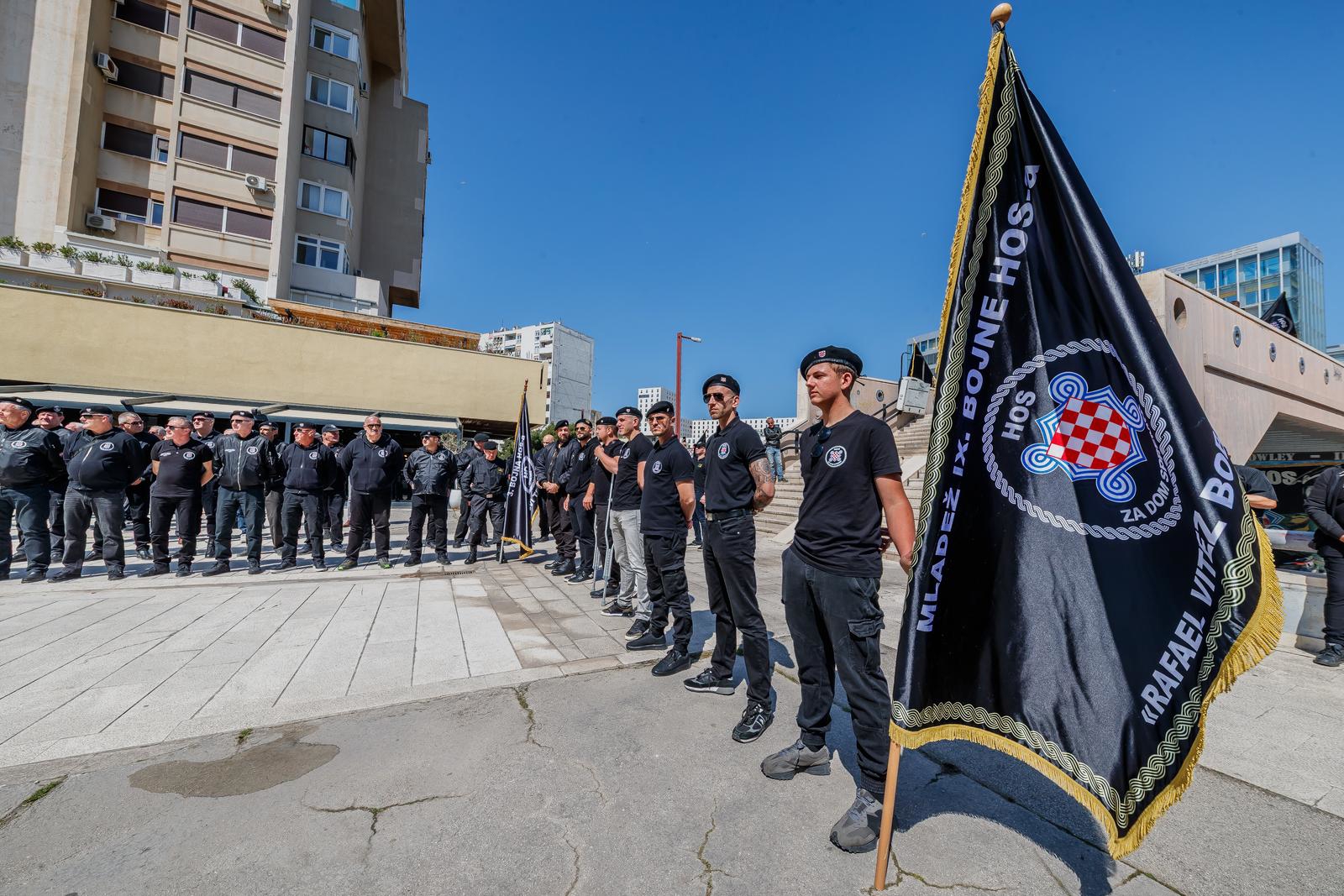 FOTO Na Skejinom mitingu u Splitu vikali ZDS, spominjali šišmiše i vrane