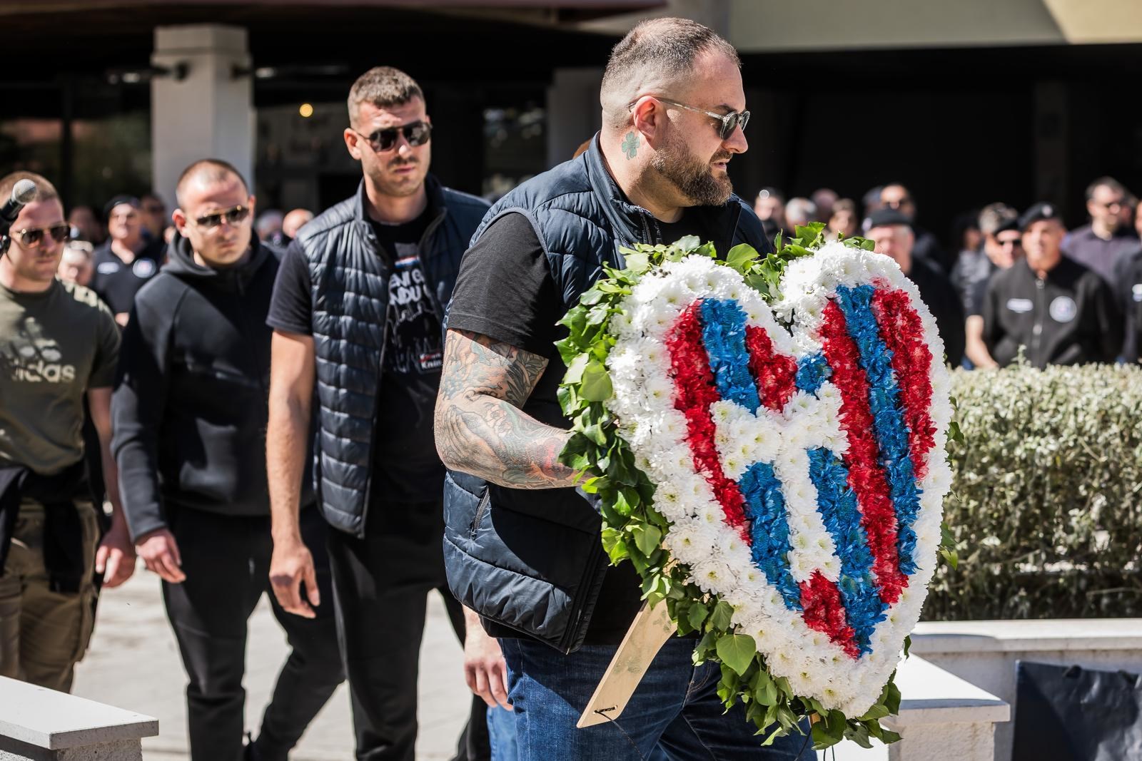 FOTO Na Skejinom mitingu u Splitu vikali ZDS, spominjali šišmiše i vrane