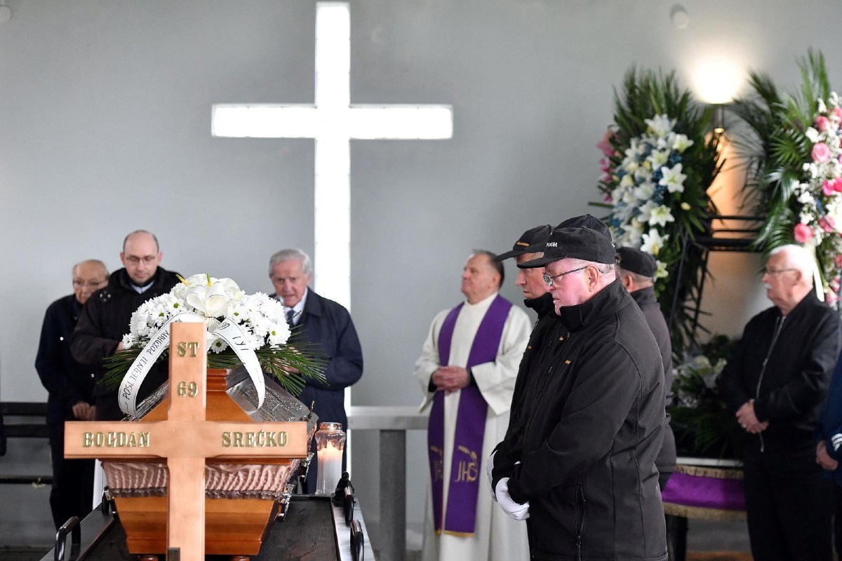 FOTO Posljednji ispraćaj Srećka Bogdana. Došao velik broj poznatih