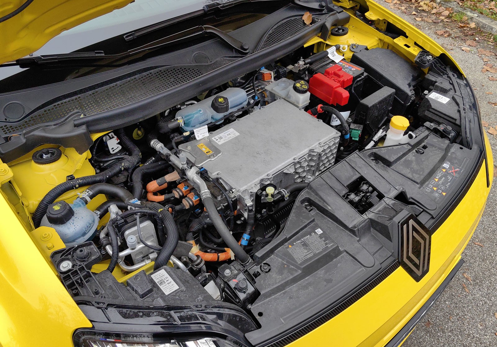 Renault 5 je oživio i to na kakav način. Vozili smo retro atrakciju