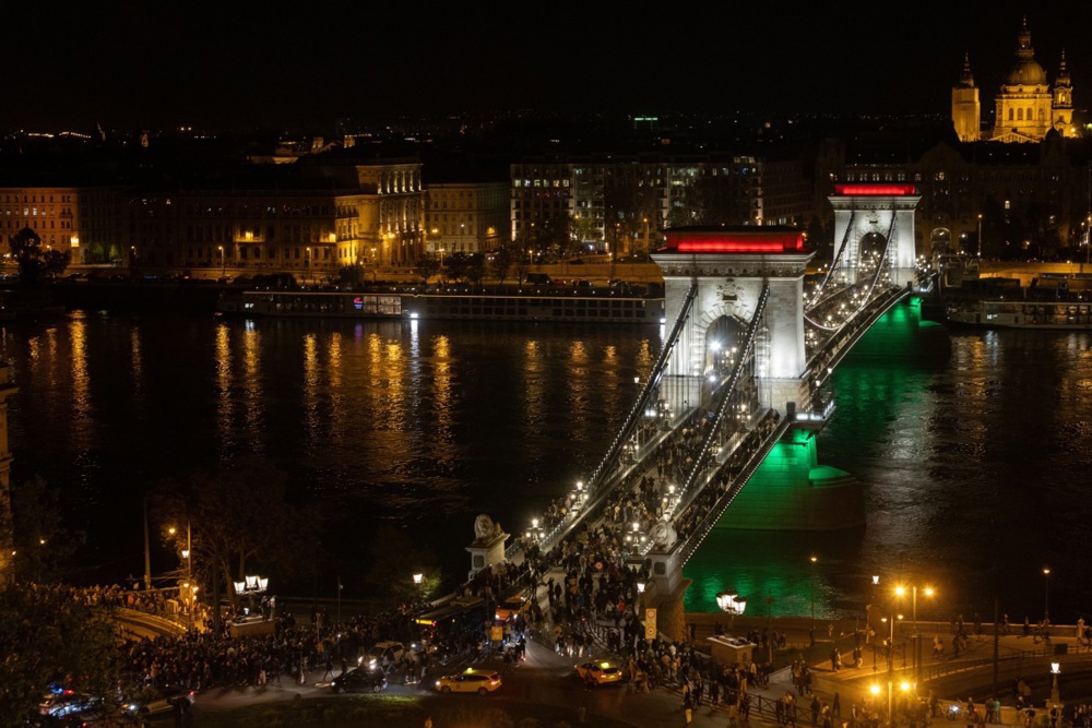 Orban teško poražen. Magyaru stižu čestitke sa svih strana. Oglasio se Kremlj