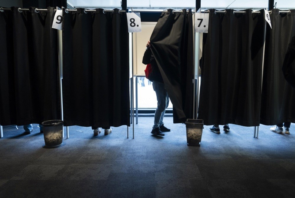 Orban teško poražen. Magyaru stižu čestitke sa svih strana. Oglasio se Kremlj