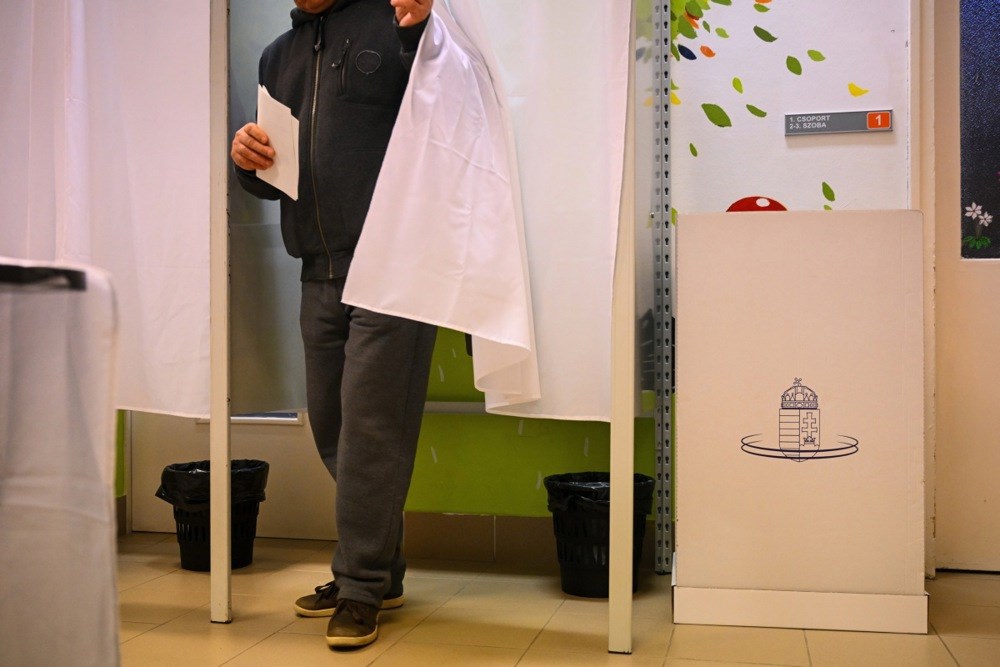 Orban teško poražen. Magyaru stižu čestitke sa svih strana. Oglasio se Kremlj