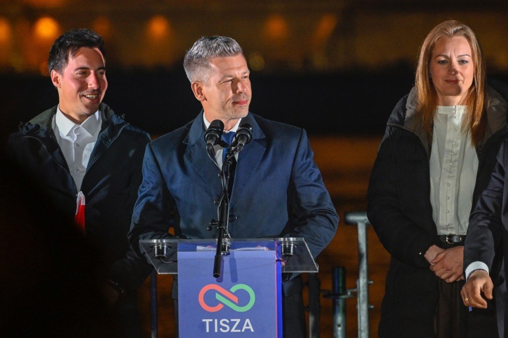 Orban teško poražen. Magyaru stižu čestitke sa svih strana. Oglasio se Kremlj