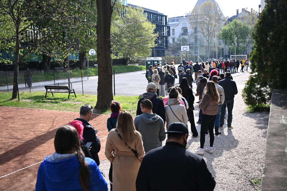 Orban teško poražen. Magyaru stižu čestitke sa svih strana. Oglasio se Kremlj