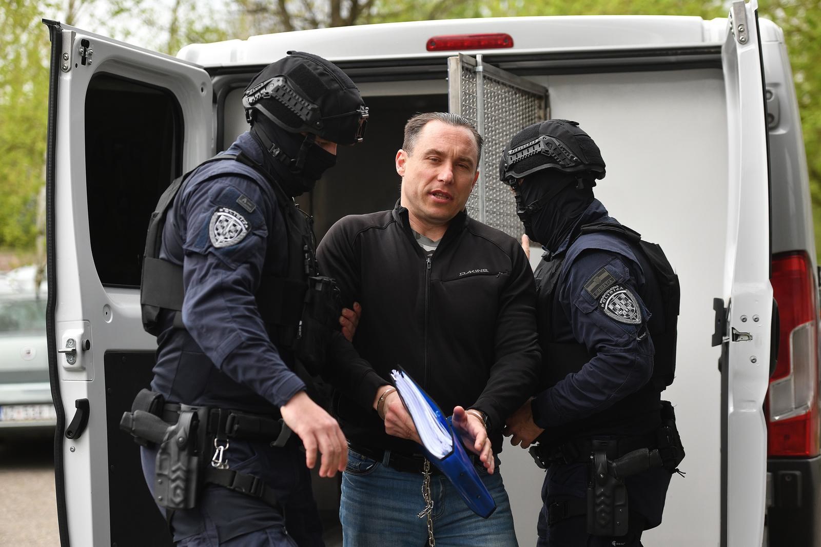 FOTO Srđan Mlađan doveden na sud, dobacio poruku novinarima