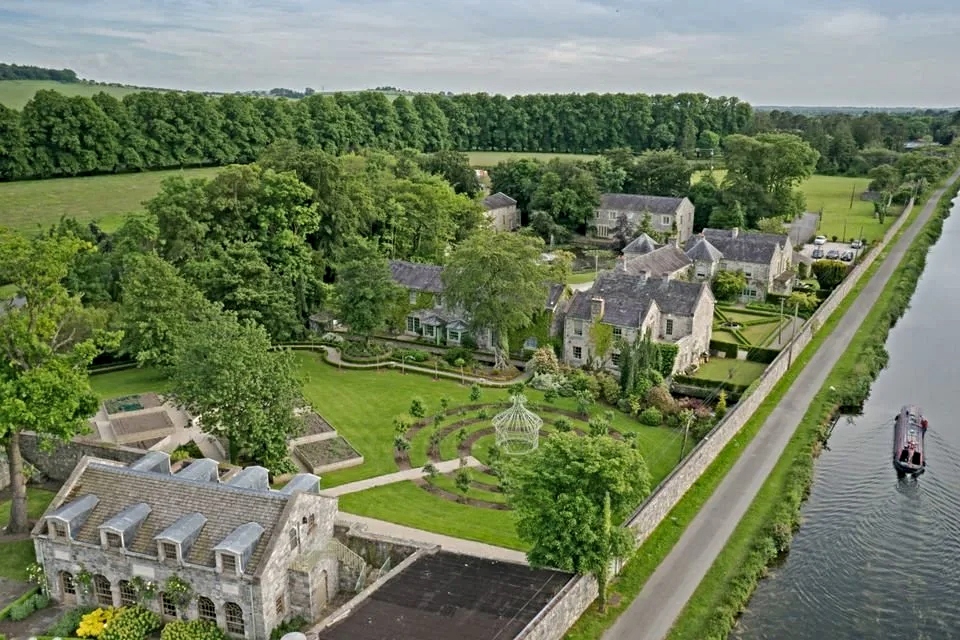 Selo kod Dublina prodaje se za 20 milijuna eura. Ima hotel, spa centar, restoran...