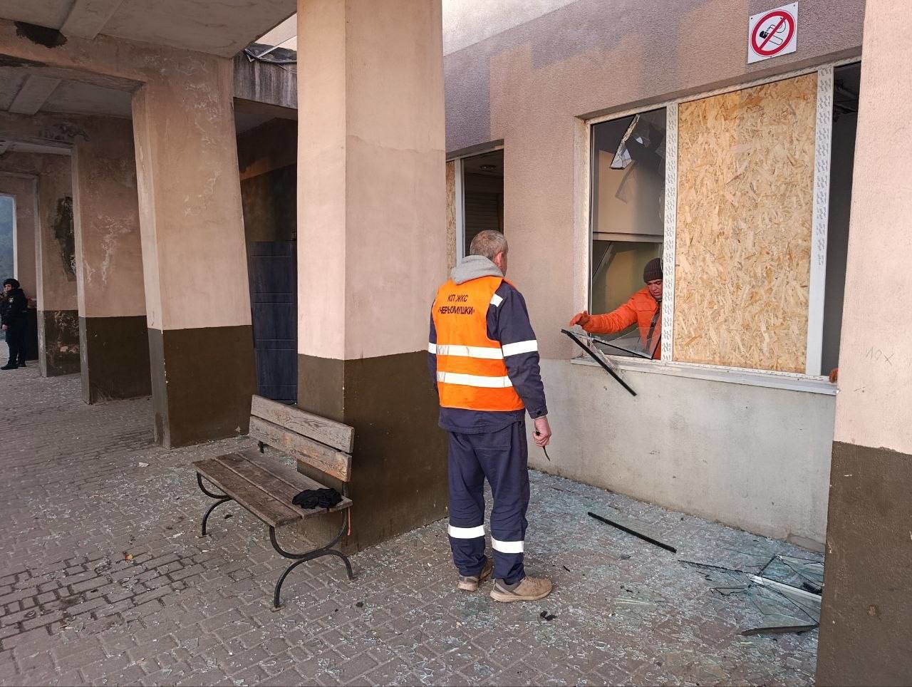 FOTO U ruskim napadima na Ukrajinu najmanje 13 mrtvih, među njima i dijete