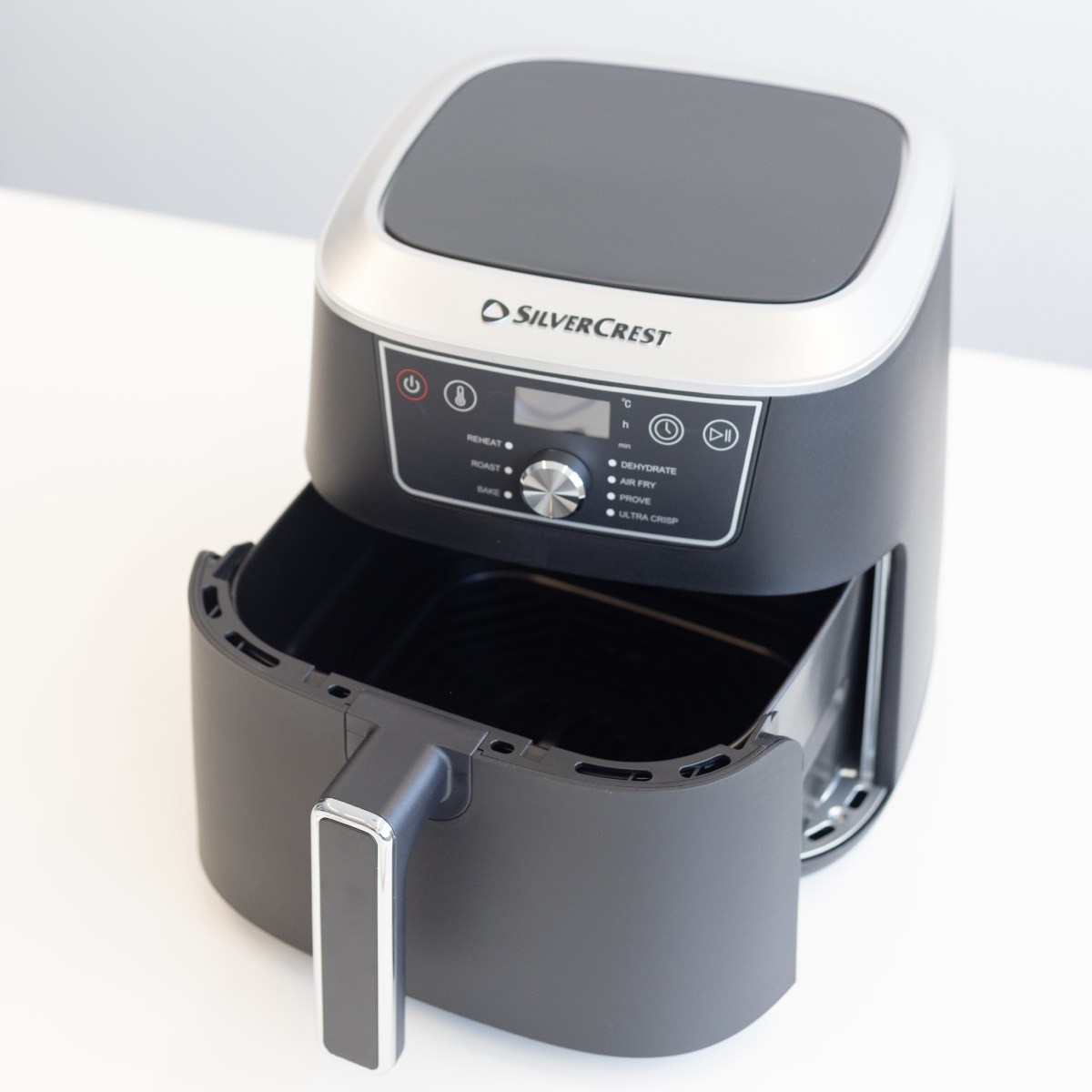 Nova friteza iz Kauflanda privukla nas je cijenom, zadržala izvedbom