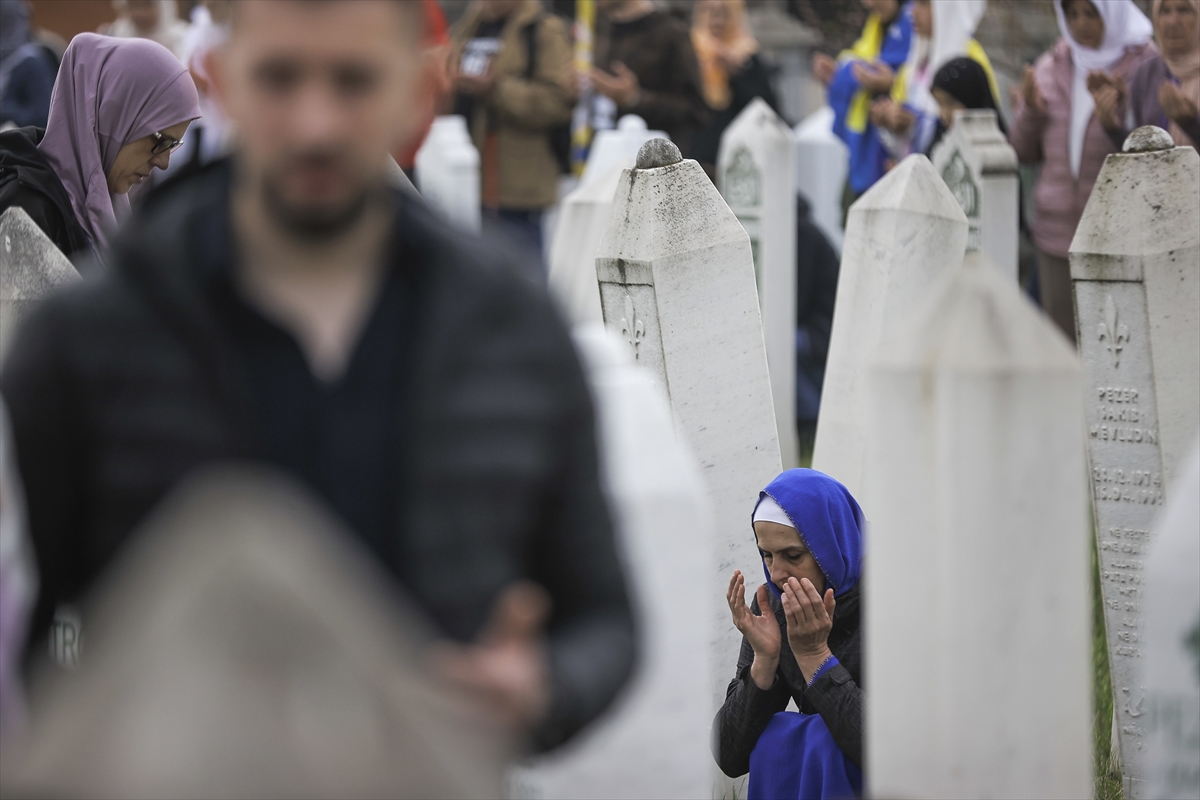 U Ahmićima obilježena 33. obljetnica masakra. Najmlađa žrtva bila tromjesečna beba