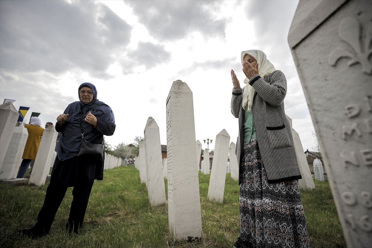 U Ahmićima obilježena 33. obljetnica masakra. Najmlađa žrtva bila tromjesečna beba
