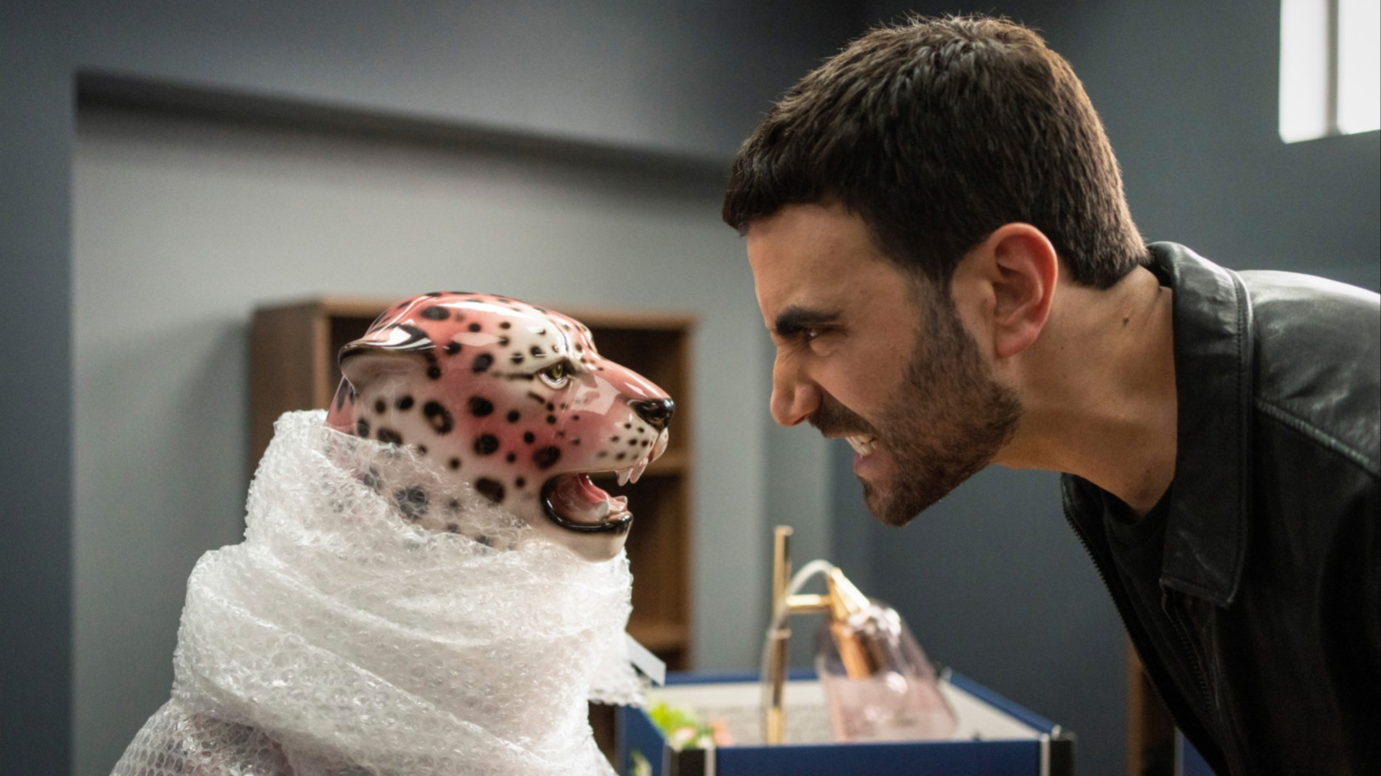 Scenarist je postao miljenik Hollywooda, osvojio je i J. Lo. Tko je Brett Goldstein?