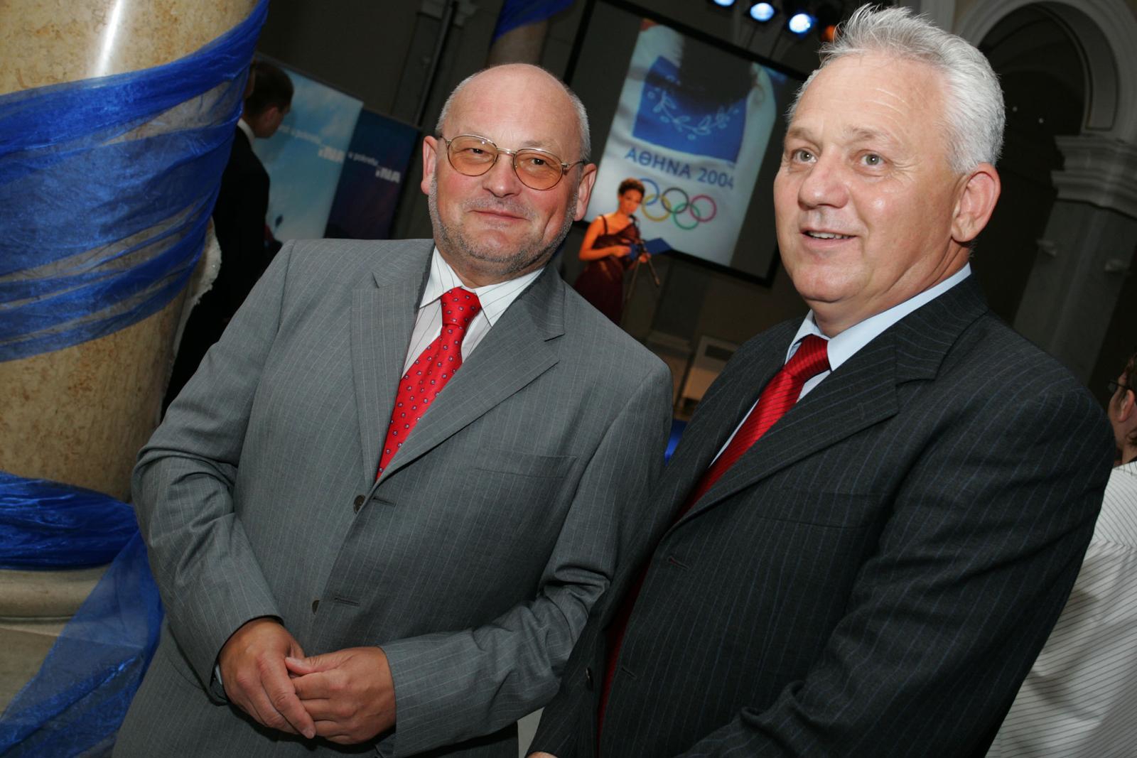 Bio je Tuđmanova marioneta u vrijeme privatizacijske pljačke. Sad nadgleda sport