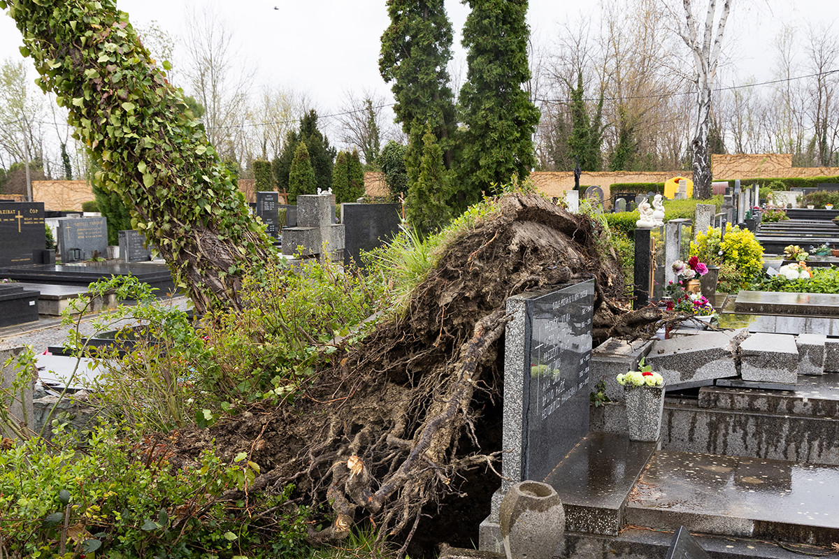 Predivan simbol Zagreba prvo je razorio potres, a onda i oluja. Pogledajte