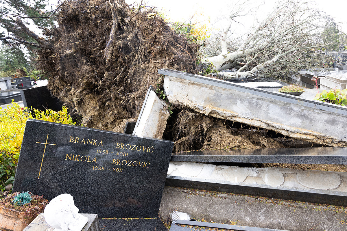 Predivan simbol Zagreba prvo je razorio potres, a onda i oluja. Pogledajte