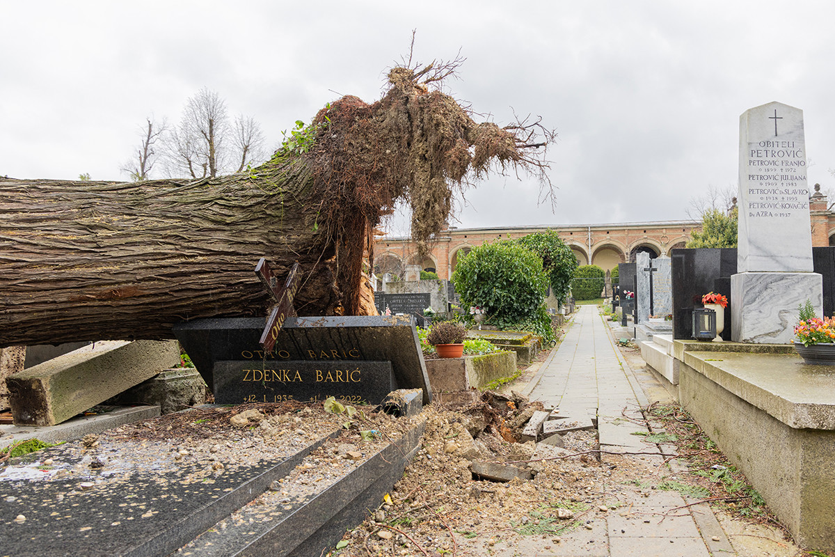 Predivan simbol Zagreba prvo je razorio potres, a onda i oluja. Pogledajte