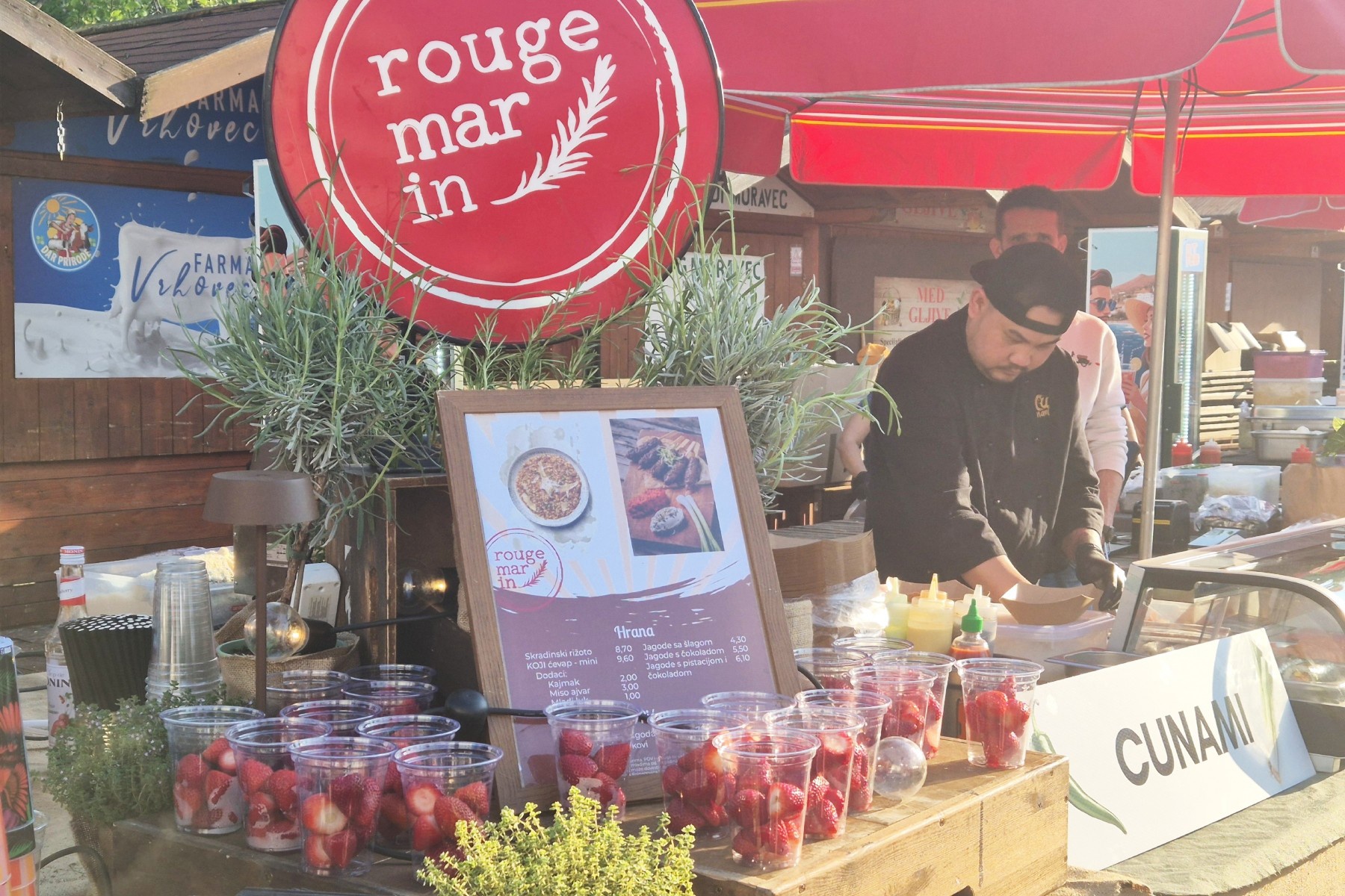 Zagrepčani petkom nakon posla jedu na Kvatriću. Provjerili smo što se nudi (i cijene)