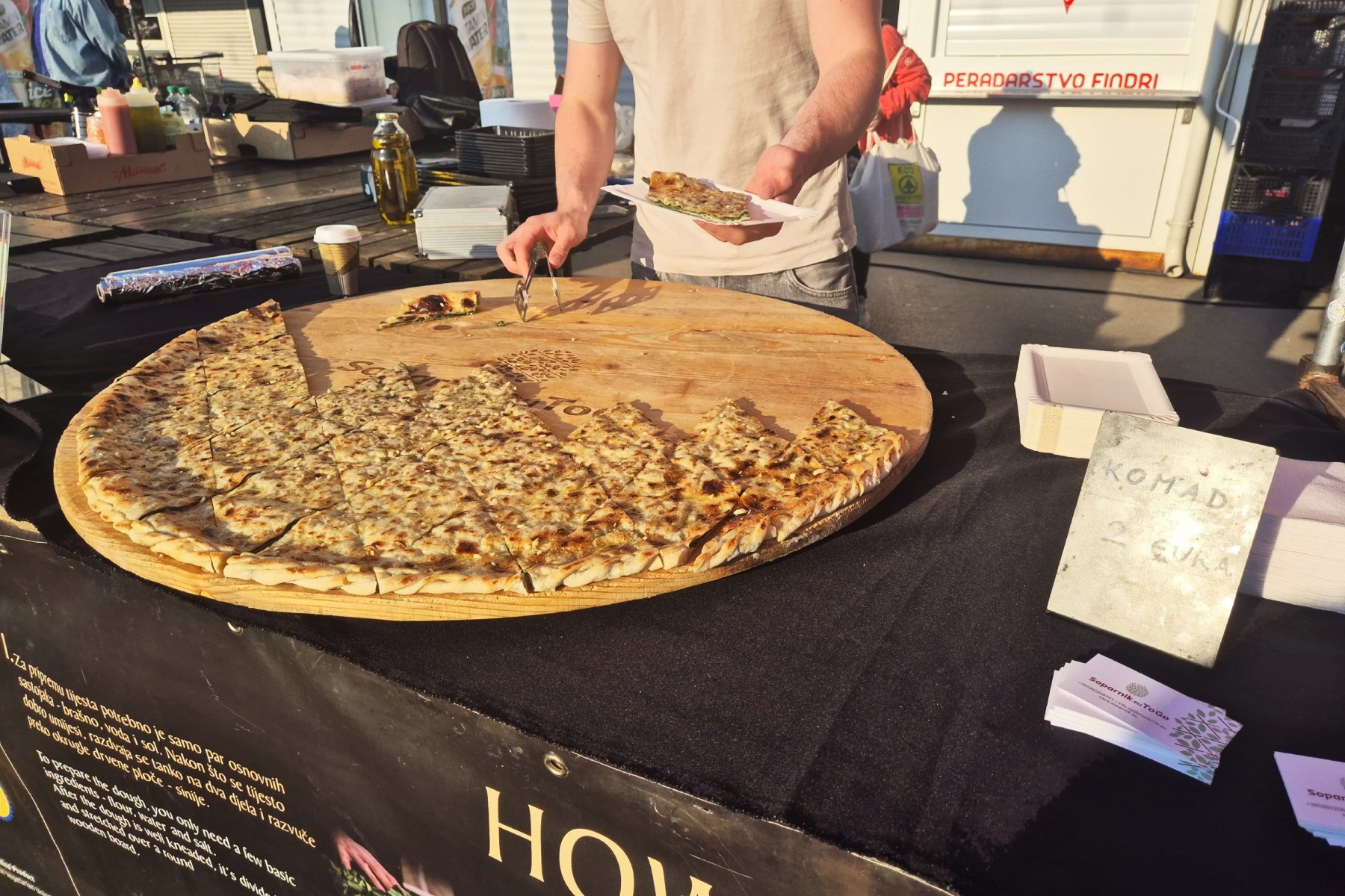 Zagrepčani petkom nakon posla jedu na Kvatriću. Provjerili smo što se nudi (i cijene)