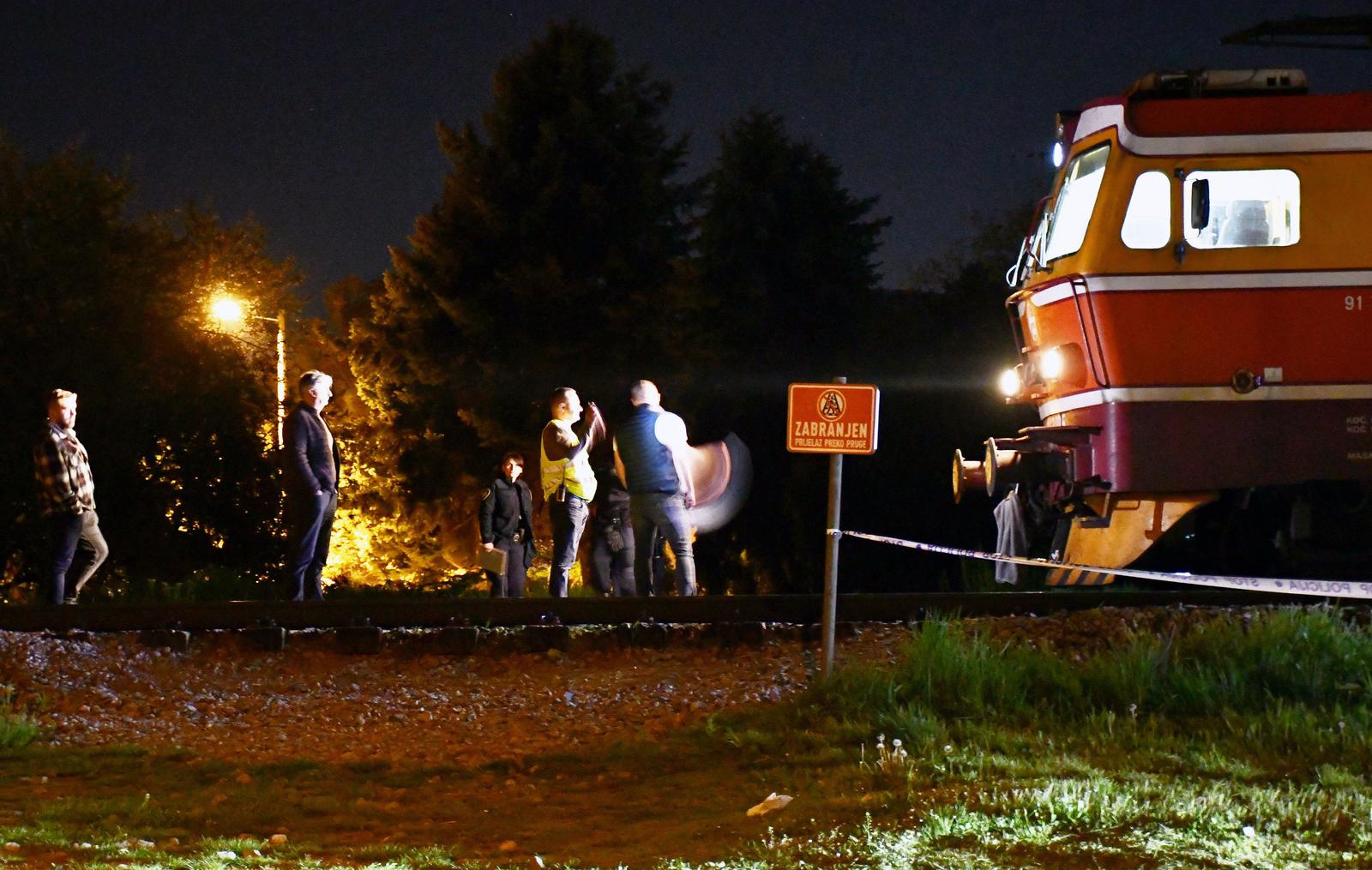 Sinoć su na pruzi u Slavonskom Brodu poginule dvije mlađe ženske osobe