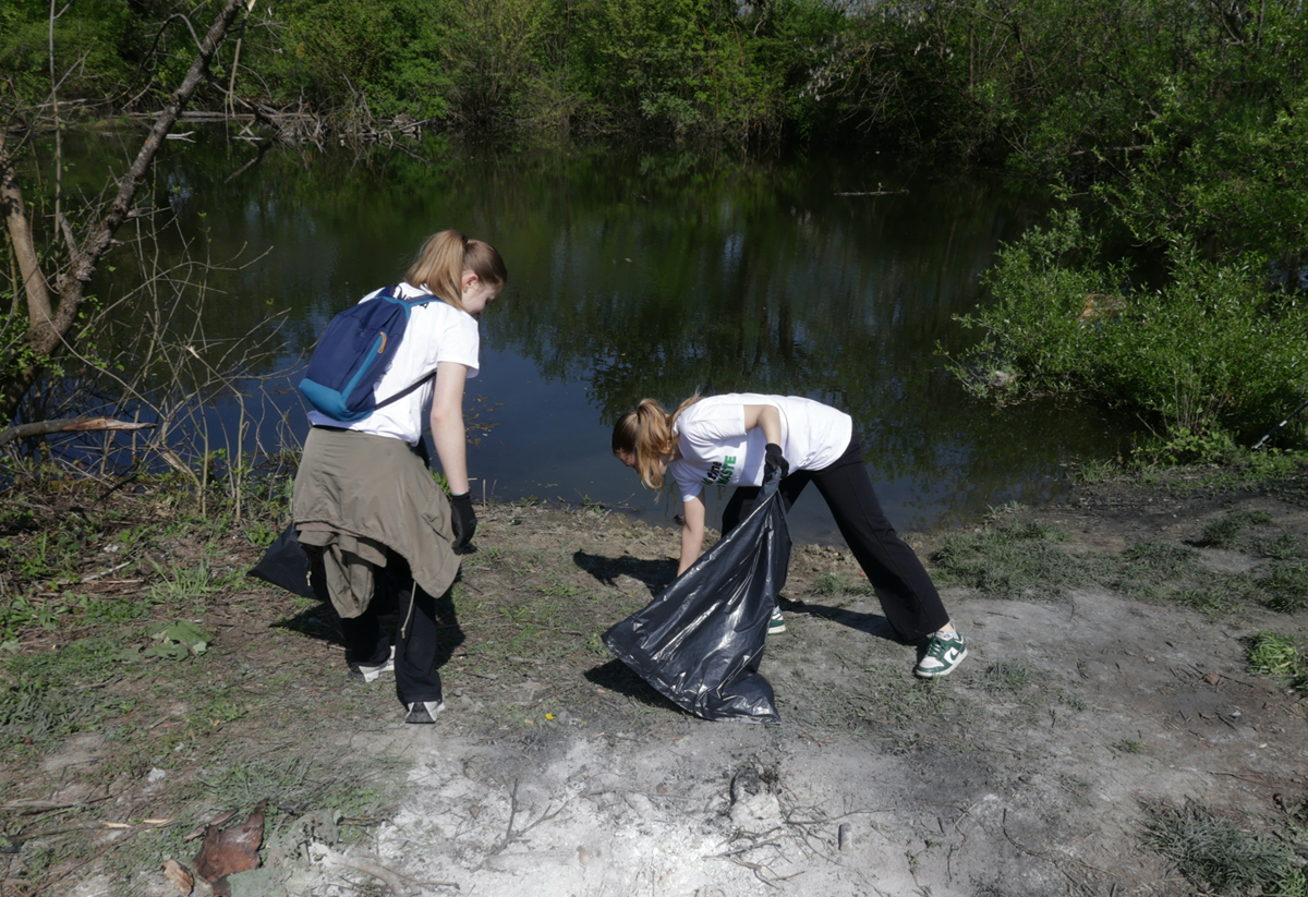 FOTO Tomašević, Grlić Radman i Vučković čistili smeće u Dubravi