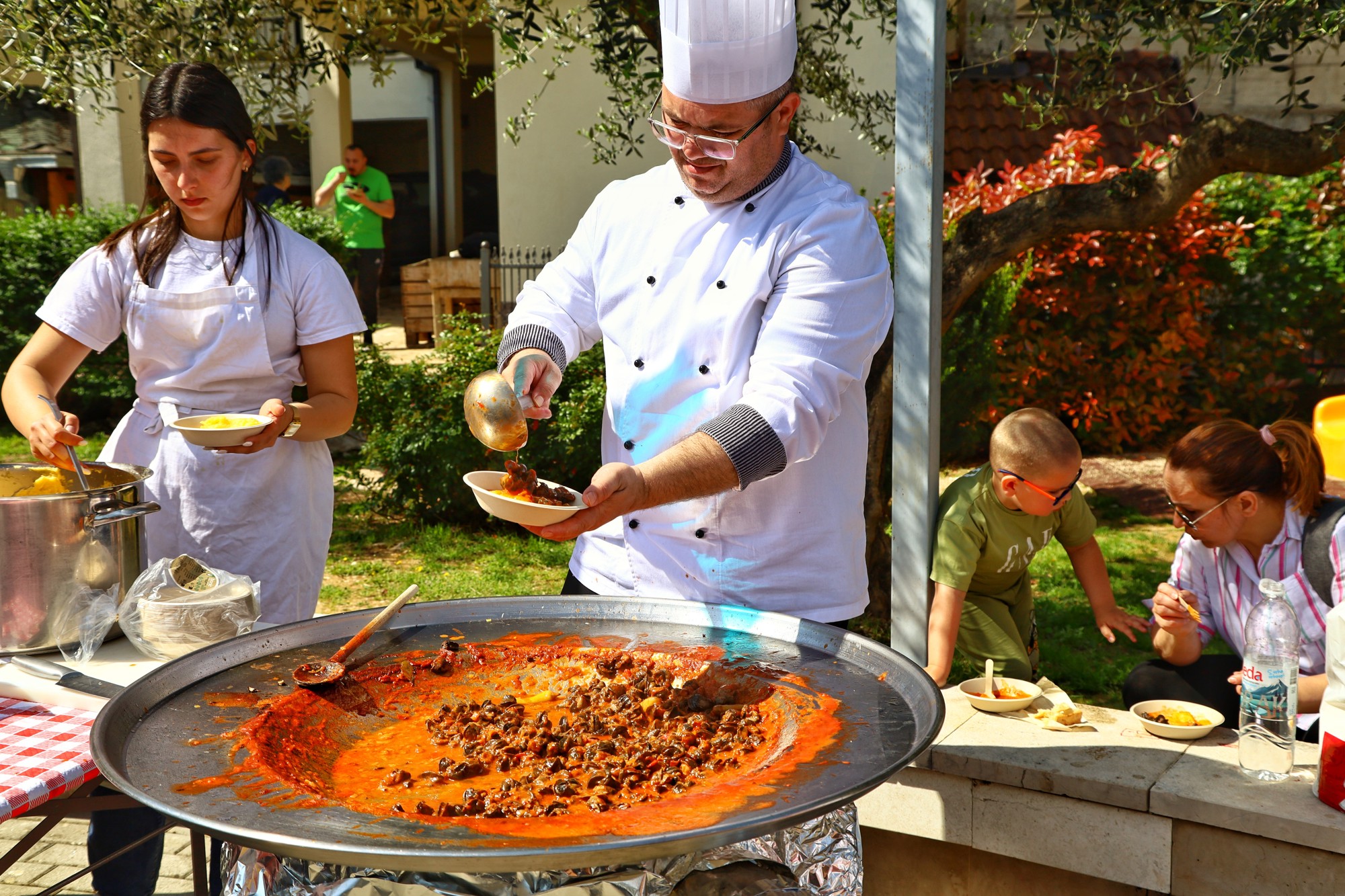 FOTO Ovu deliciju mnogi ne vole, a u Vrgorcu se u subotu tražila porcija više