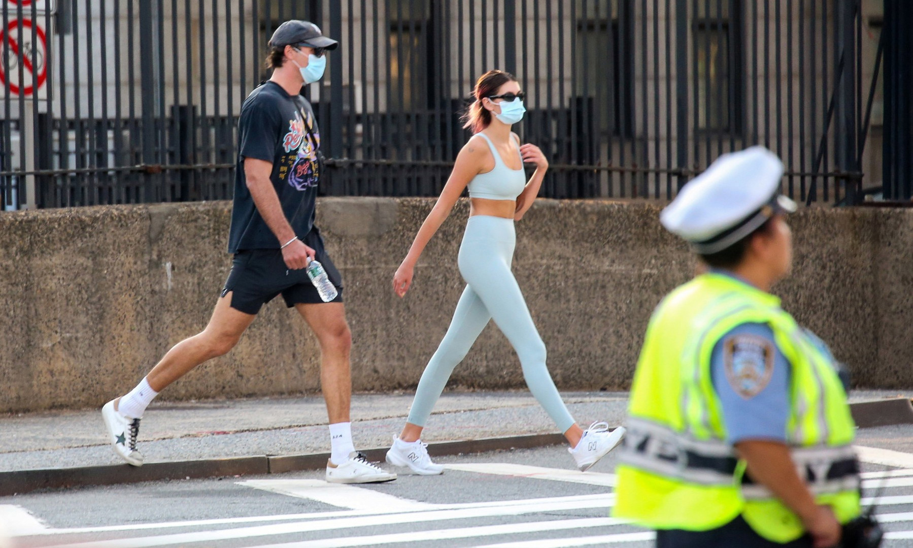 Širi se zabavna teorija o povezanosti muških kratkih hlačica i stanja u ekonomiji