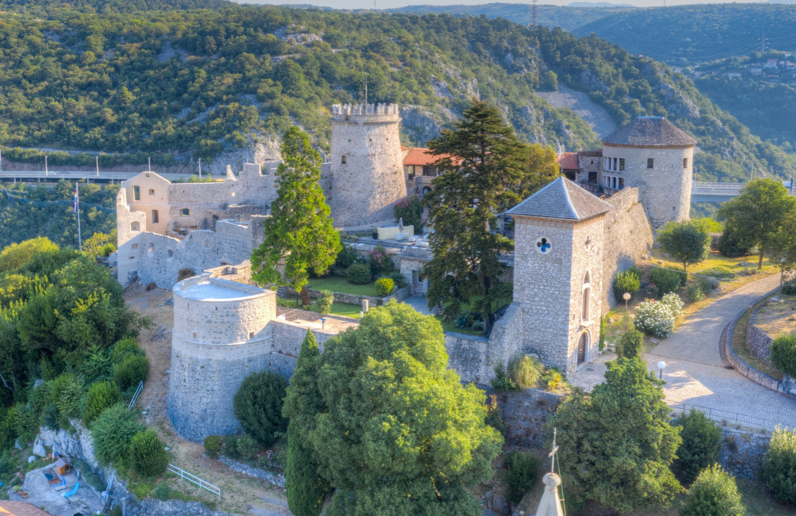 Britanci se raspisali o hrvatskom gradu na obali: "Čaša vina košta i po 2,5 eura"