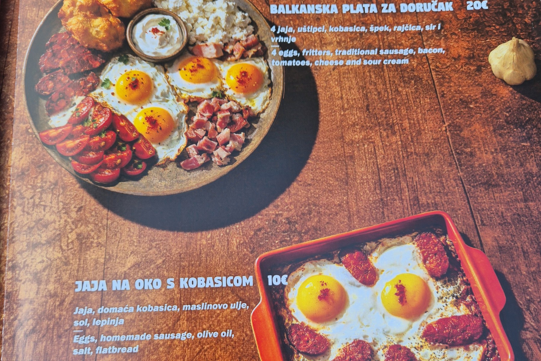 Na najljepšoj lokaciji u Tkalči radi - Taste of Balkan. Bili smo