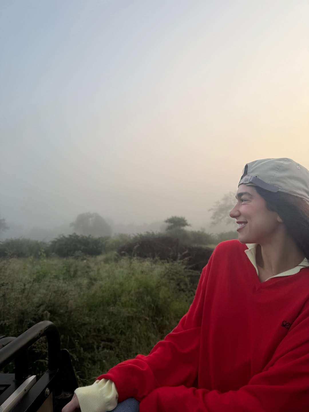 Dua Lipa i safari radi po svome. Za divljinu odabrala dizajnerske komade