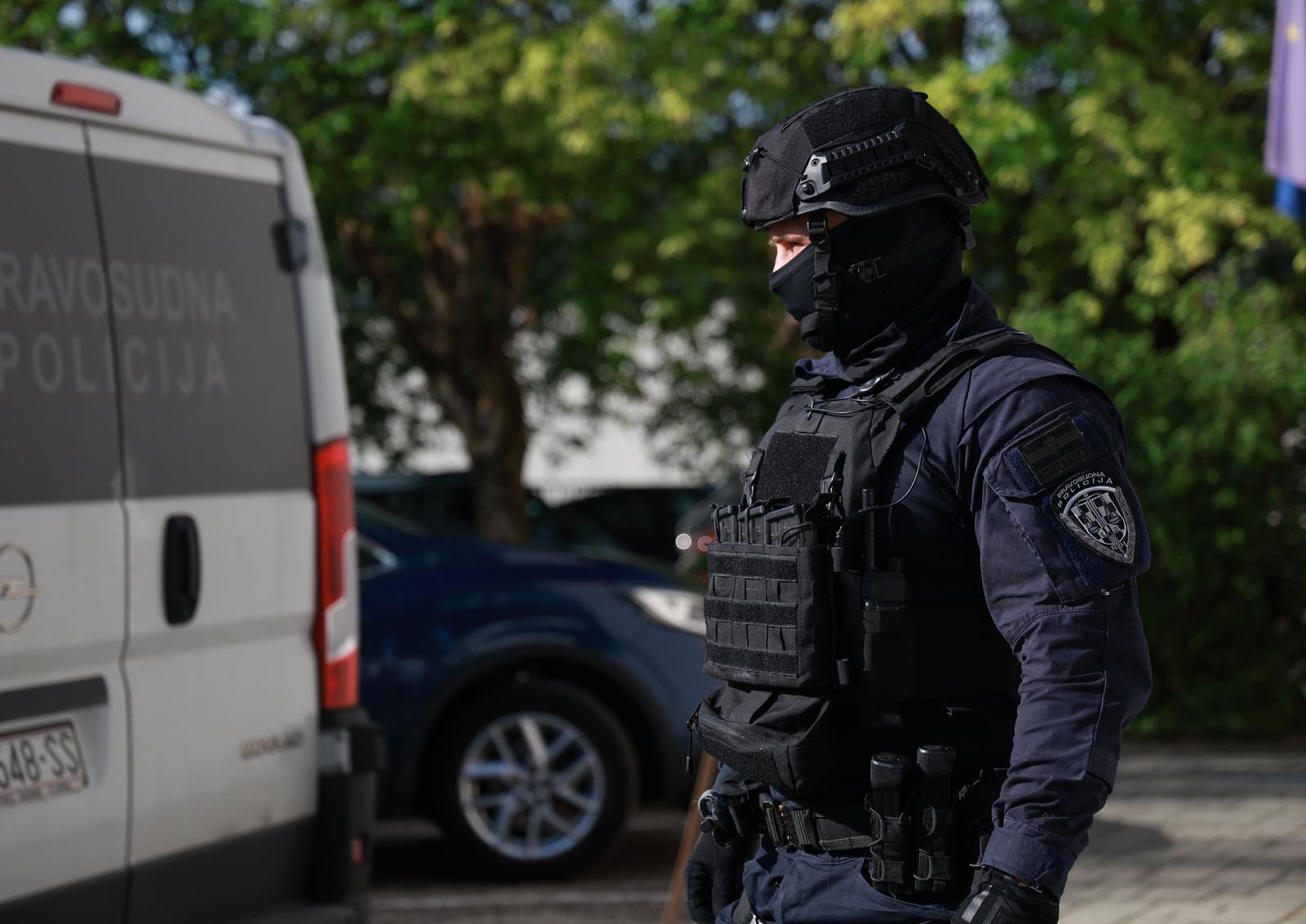 FOTO Srđana Mlađana doveli na sud u Varaždinu