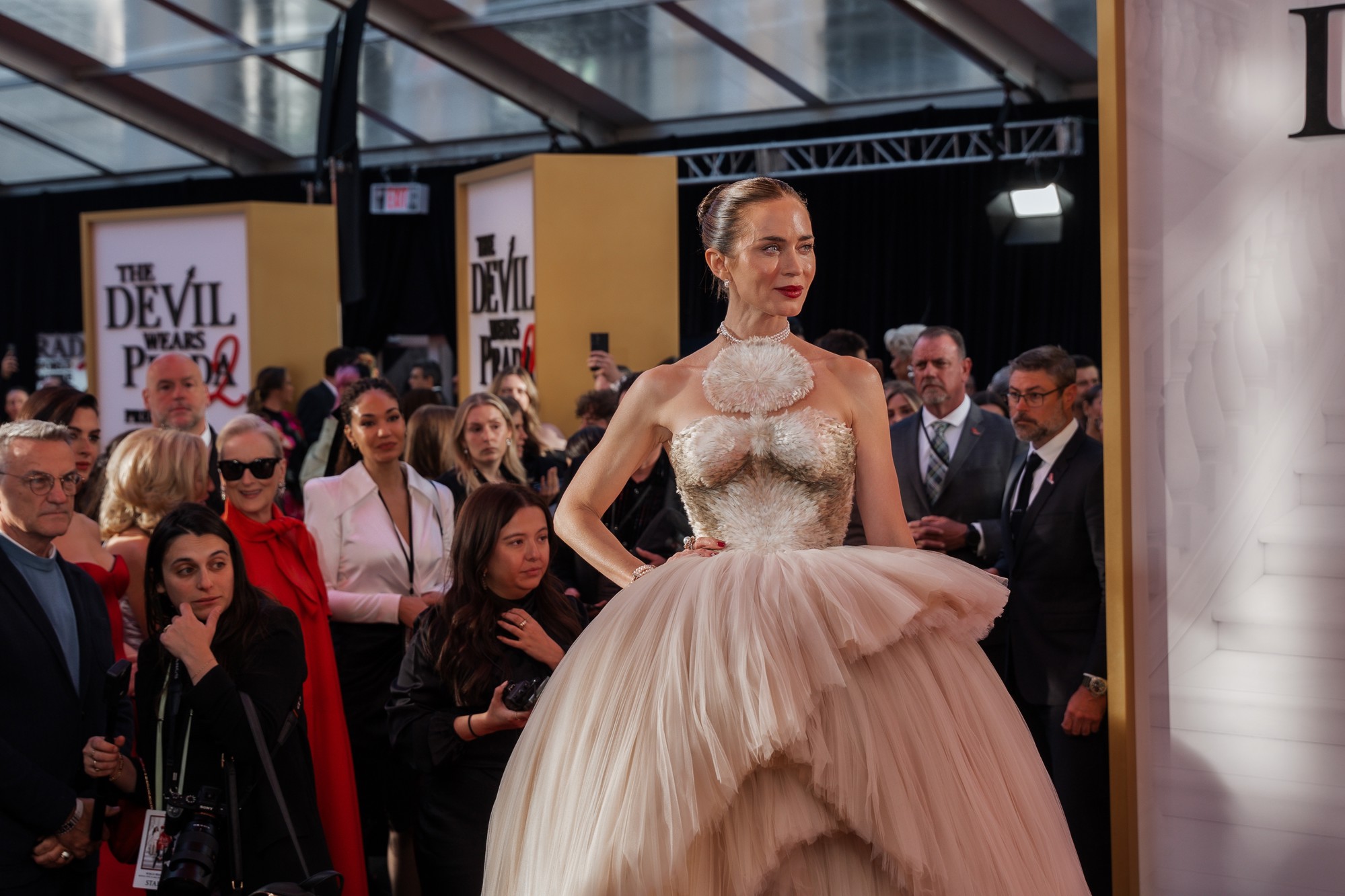 Meryl Streep jednim pogledom rekla što misli o haljini Emily Blunt, video je viralan