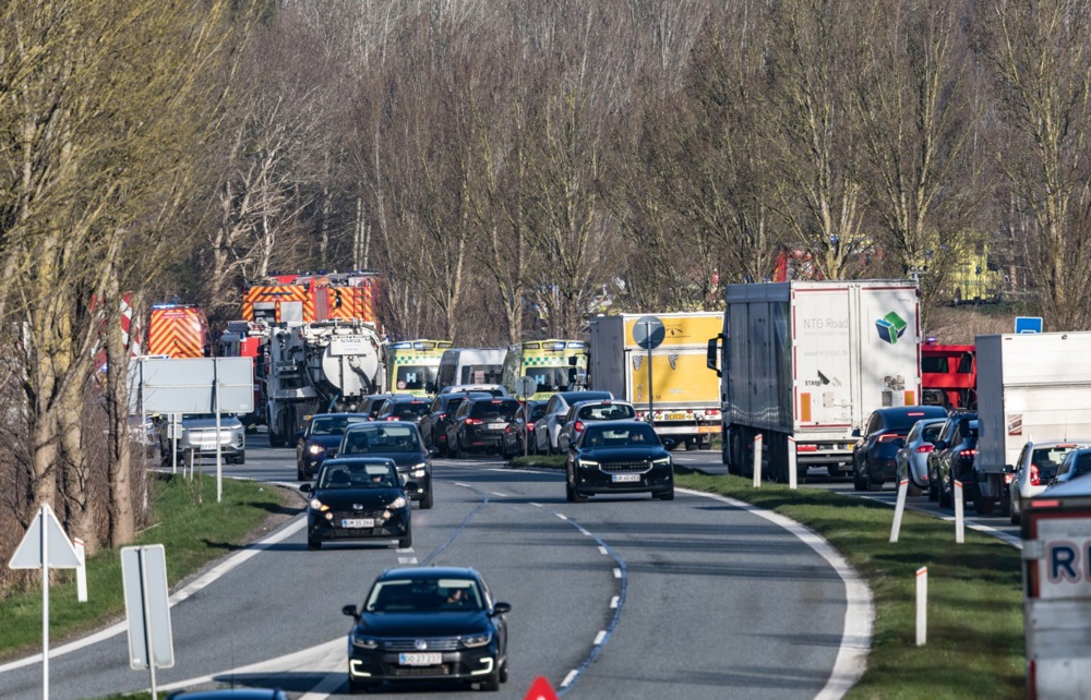 FOTO Frontalni sudar vlakova u Danskoj. Raste broj ozlijeđenih, pet kritično