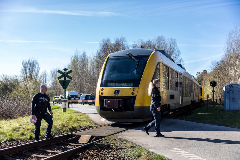 FOTO Frontalni sudar vlakova u Danskoj. Raste broj ozlijeđenih, pet kritično