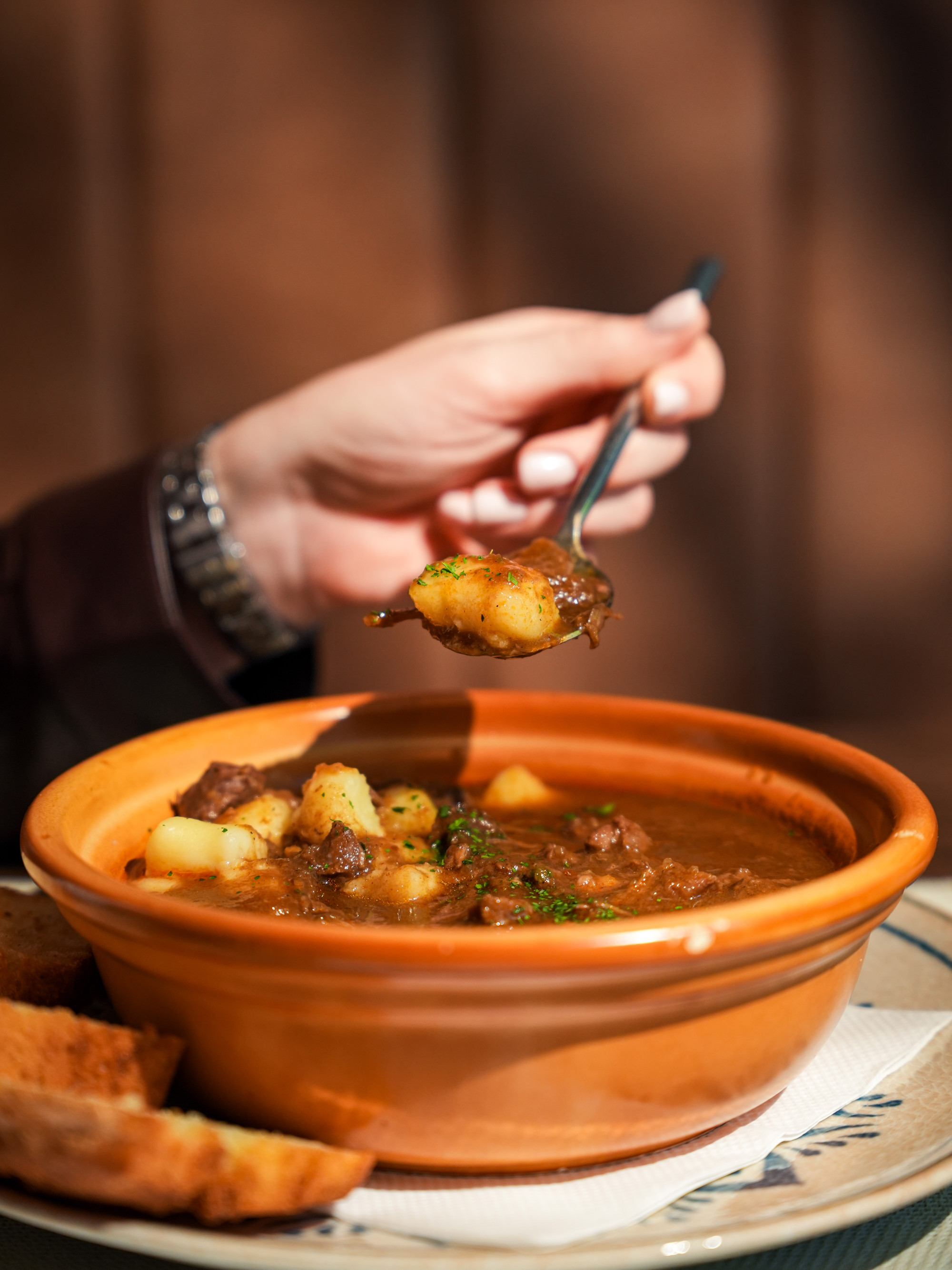 FOTO Kultni zagrebački restoran potpuno je preuređen – od izgleda do ponude