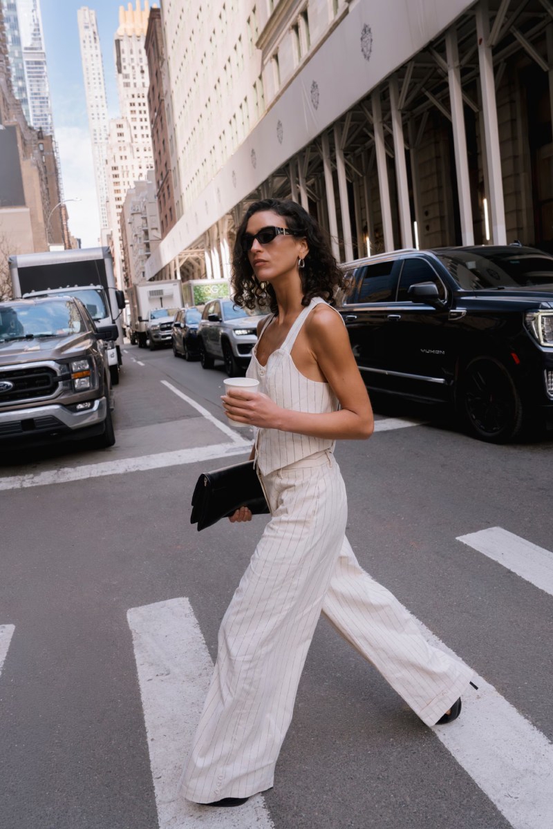 Mislite da je poslovni stil dosadan? Reserved je dokazao da nije