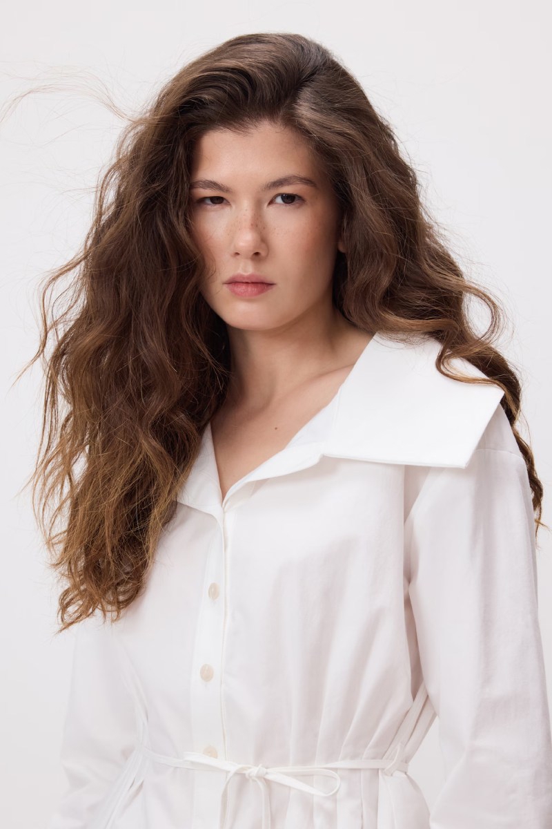 Mislite da je poslovni stil dosadan? Reserved je dokazao da nije