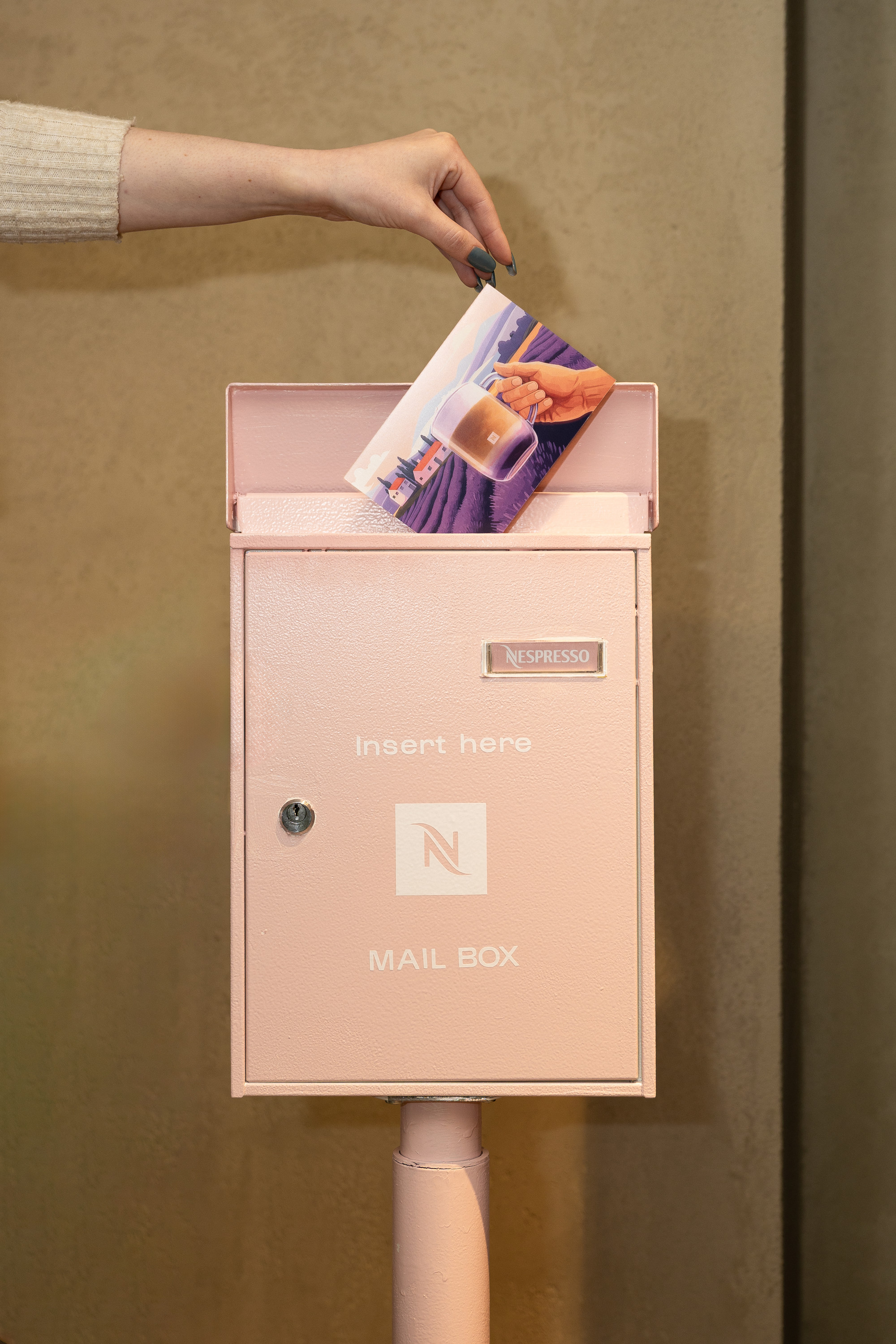 Za espresso, veliku šalicu i ledene napitke: Predstavljen novi aparat za kavu