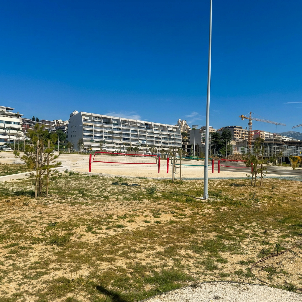 Žnjan je trebao biti zelena oaza. Danas su zelene površine zapuštene, a beton popucao