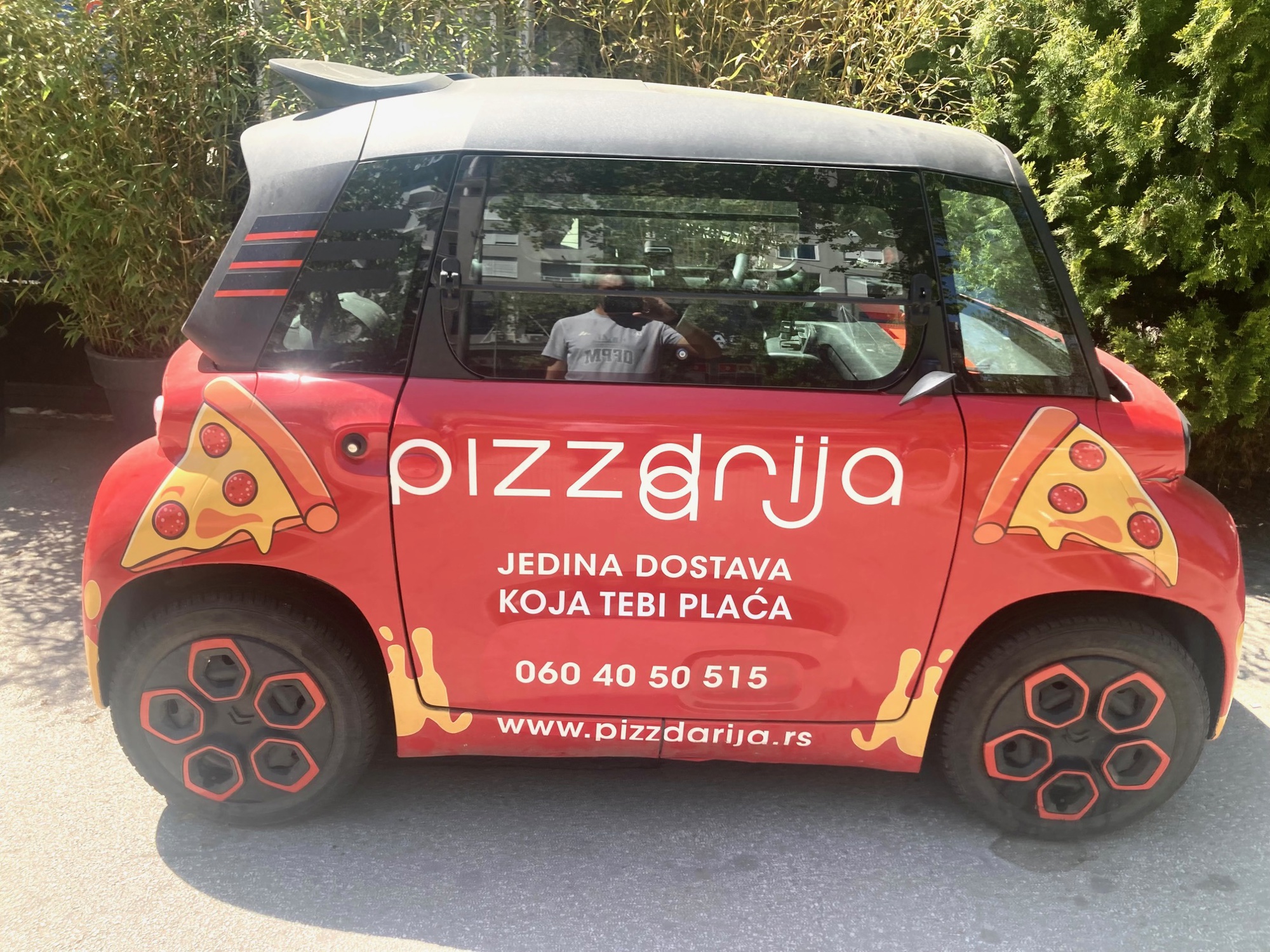 Otišao sam u Srbiju na pizzu i prvi put u životu - nisam je mogao dovršiti