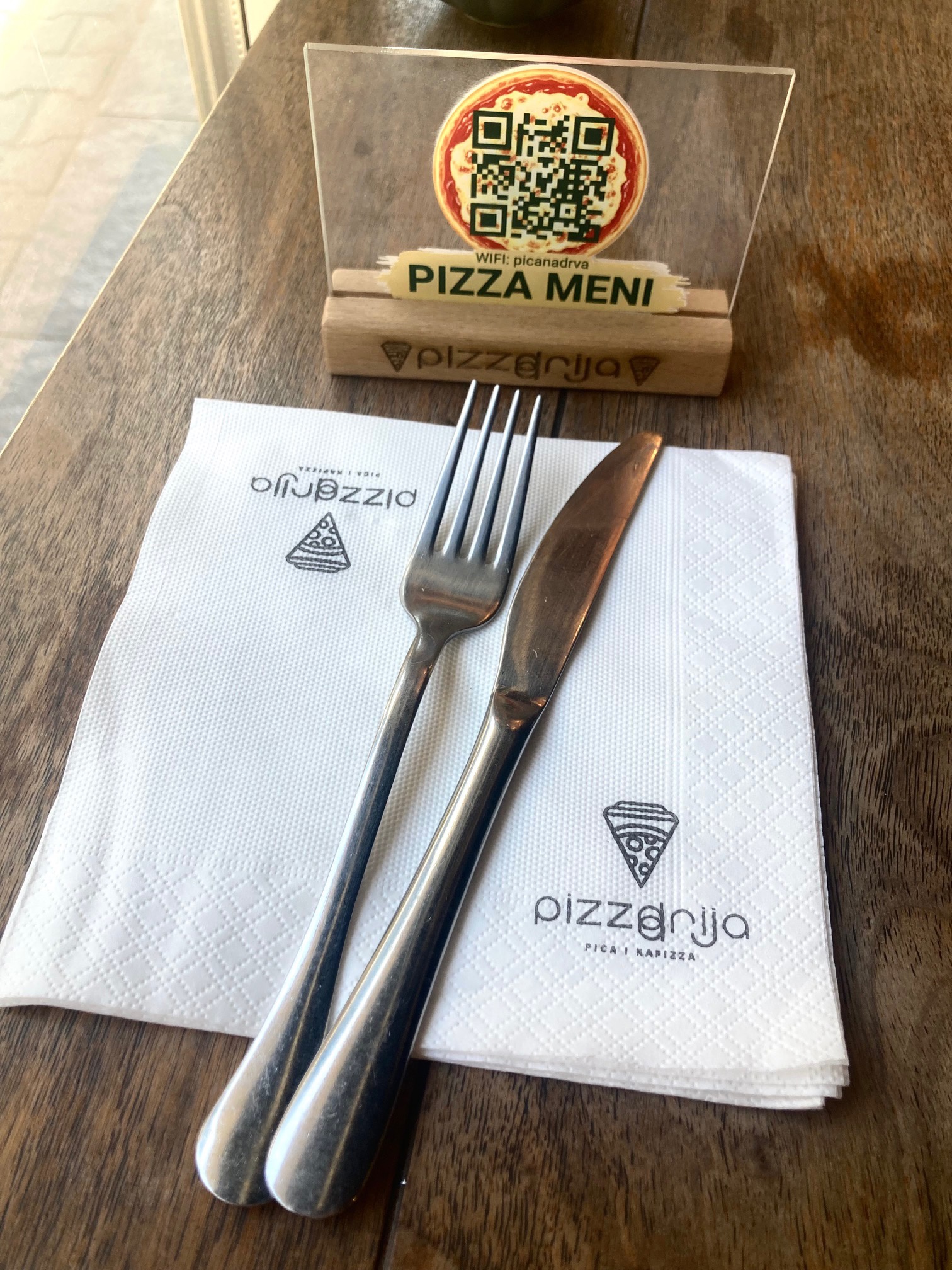 Otišao sam u Srbiju na pizzu i prvi put u životu - nisam je mogao dovršiti