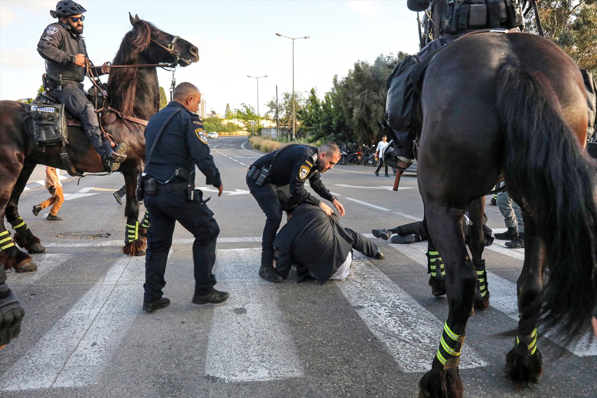 Ultraortodoksni Židovi blokirali ceste u Izraelu: "Radije ćemo umrijeti nego u vojsku"