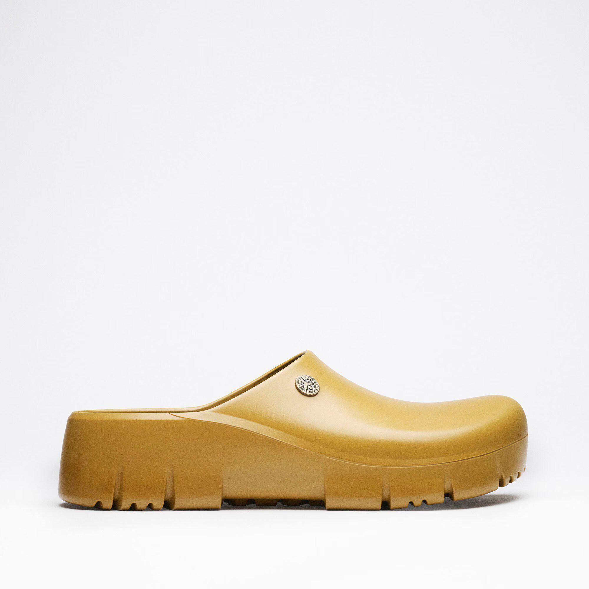 Birkenstockice su dobile modni zaokret, najskuplji par stoji 320 eura
