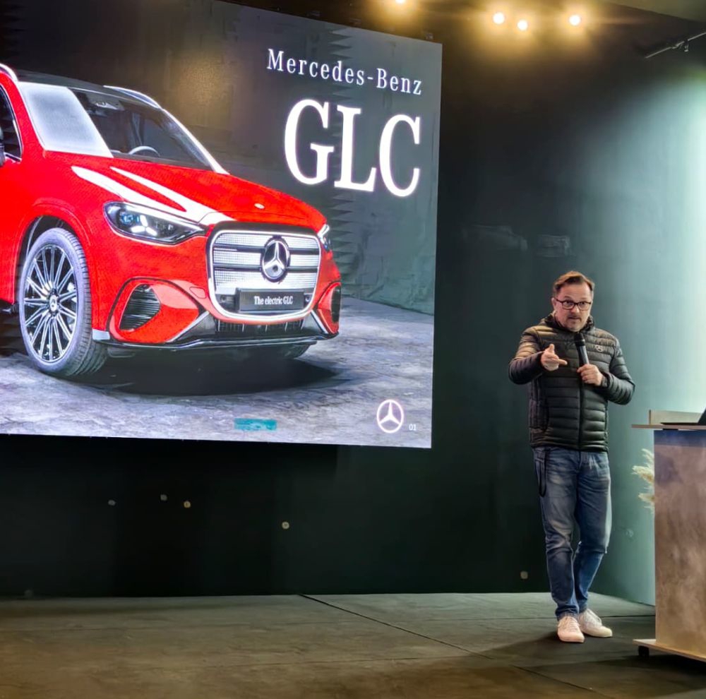 Mercedes-Benz predstavio novi električni GLC: čisti luksuz na struju ide 719 km