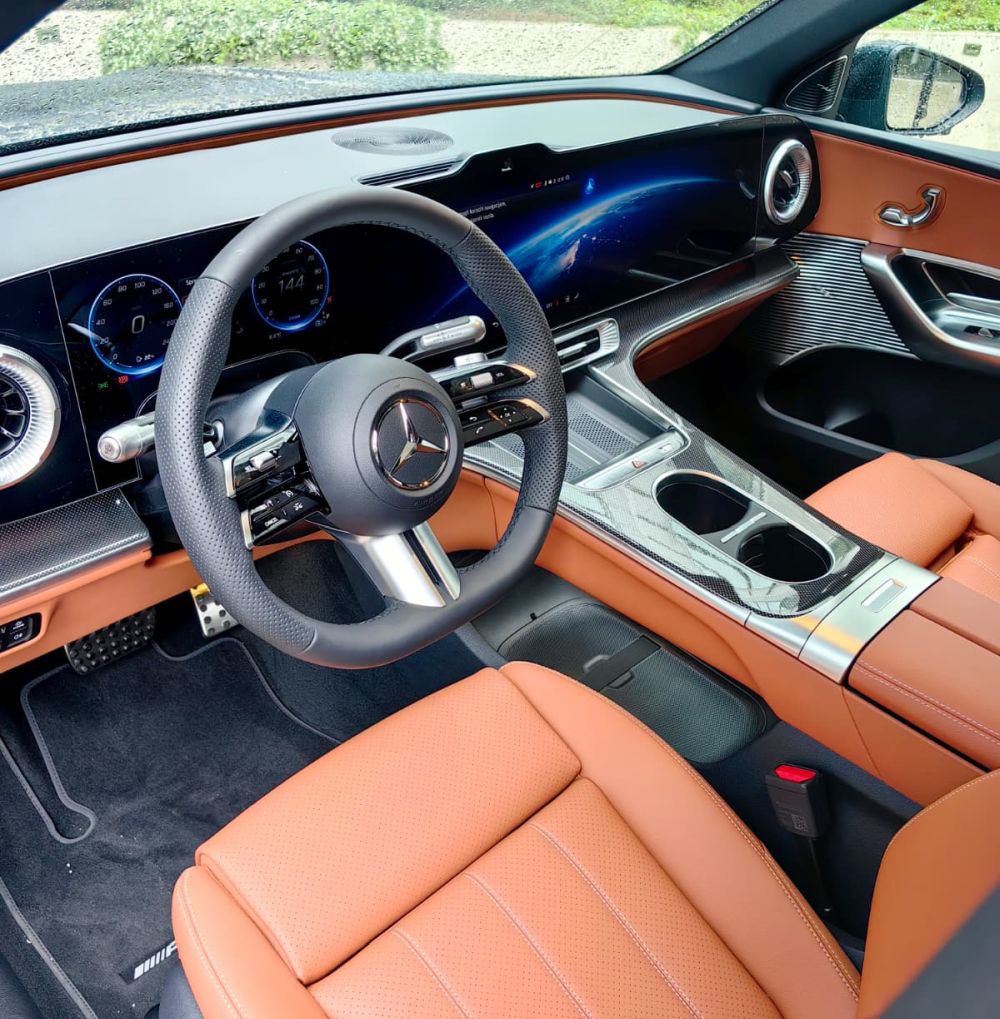 Mercedes-Benz predstavio novi električni GLC: čisti luksuz na struju ide 719 km