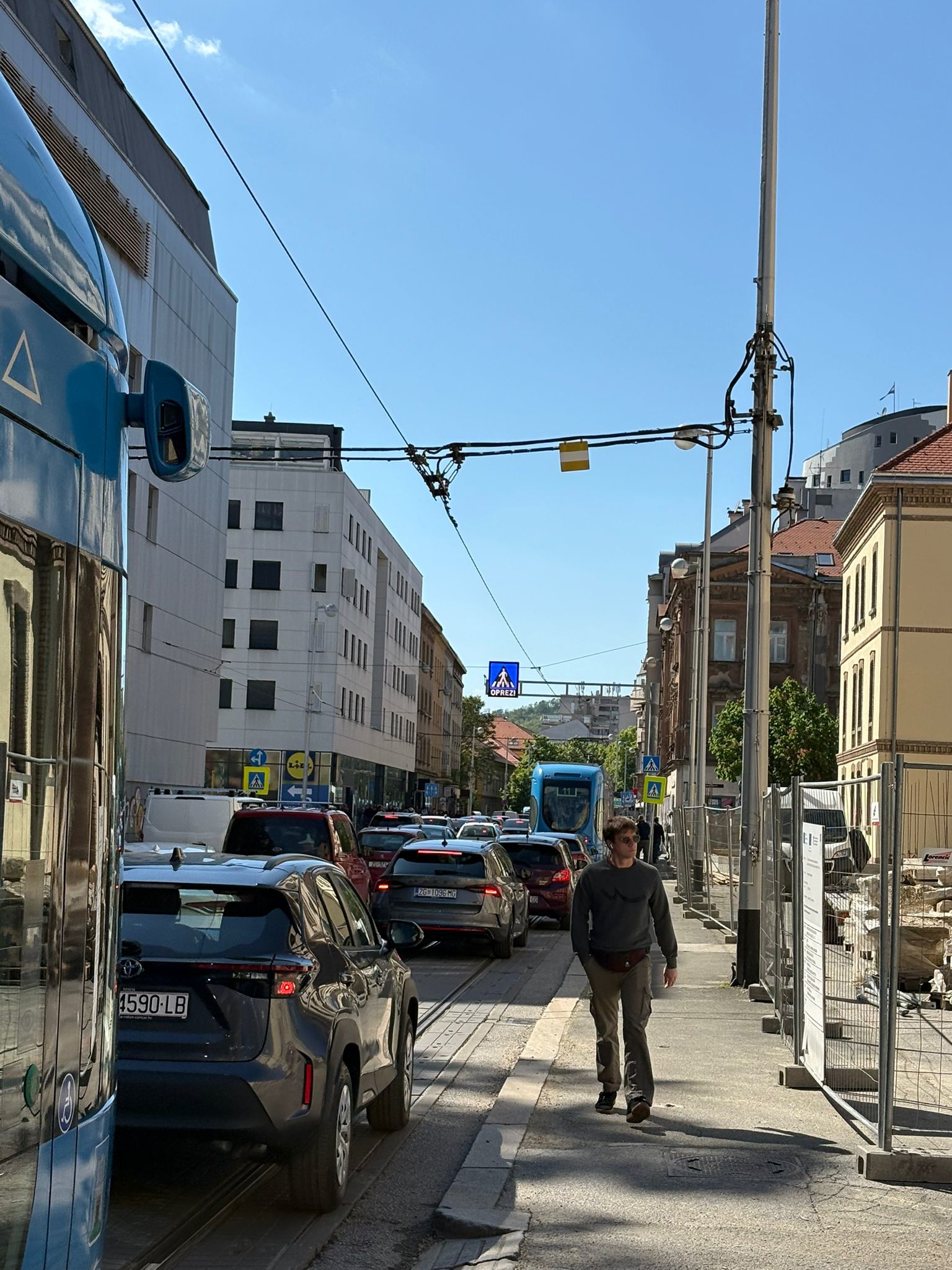 Ogromna gužva u Ilici: "Brže je pješke nego tramvajem"