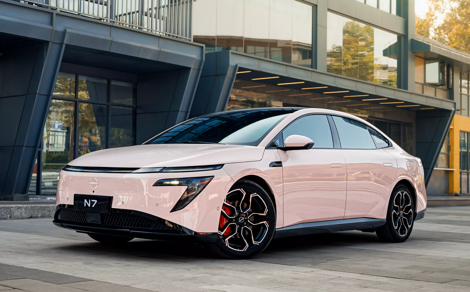 Nissan nakon 18 godina vraća Primeru. Bit će potpuno drugačija