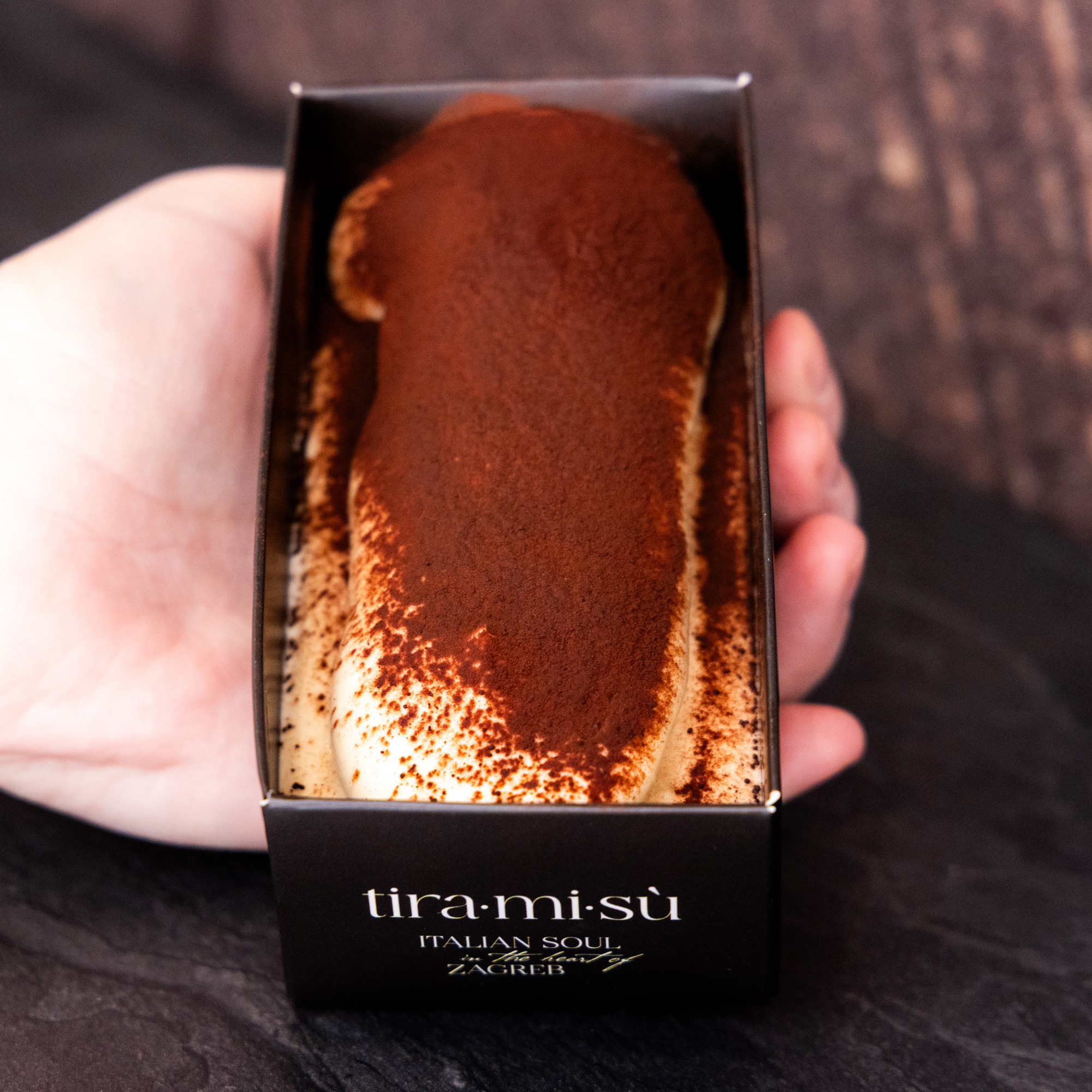 U Zagrebu se otvorila slastičarnica koja prodaje samo - tiramisu. Bili smo